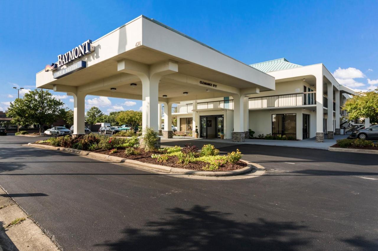 Baymont By Wyndham Camp Lejeune Jacksonville Exterior photo