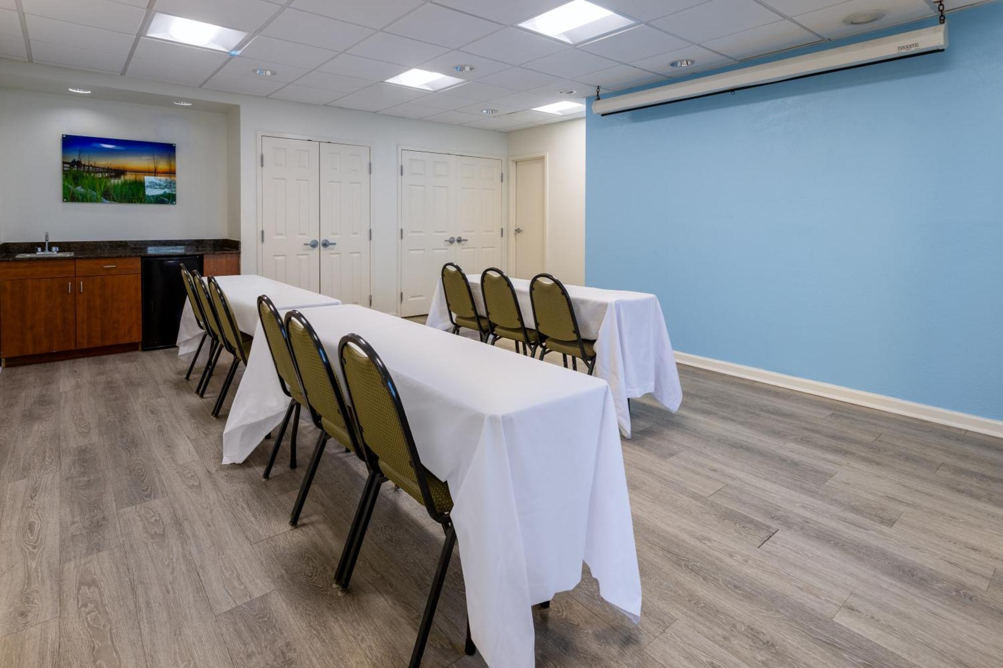 Baymont By Wyndham Camp Lejeune Jacksonville Exterior photo